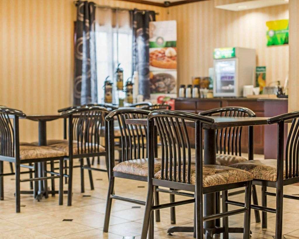 Econo Lodge Glens Falls - Lake George Экстерьер фото