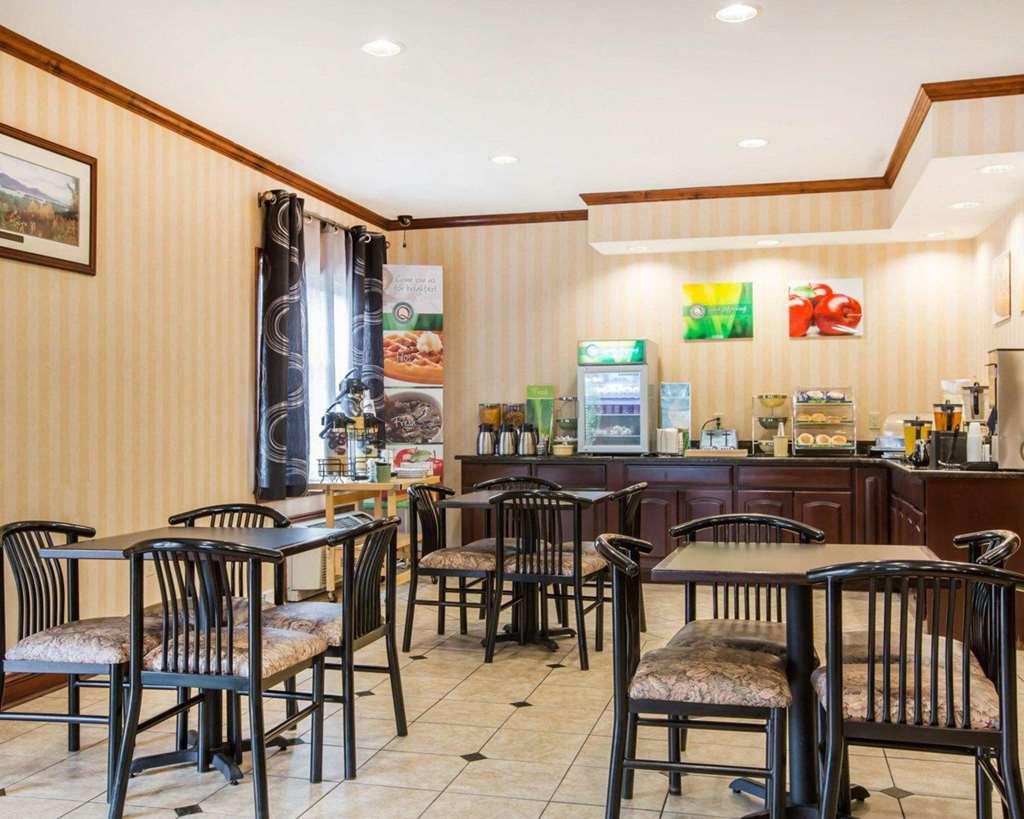 Econo Lodge Glens Falls - Lake George Экстерьер фото