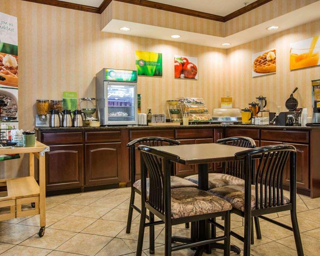 Econo Lodge Glens Falls - Lake George Экстерьер фото